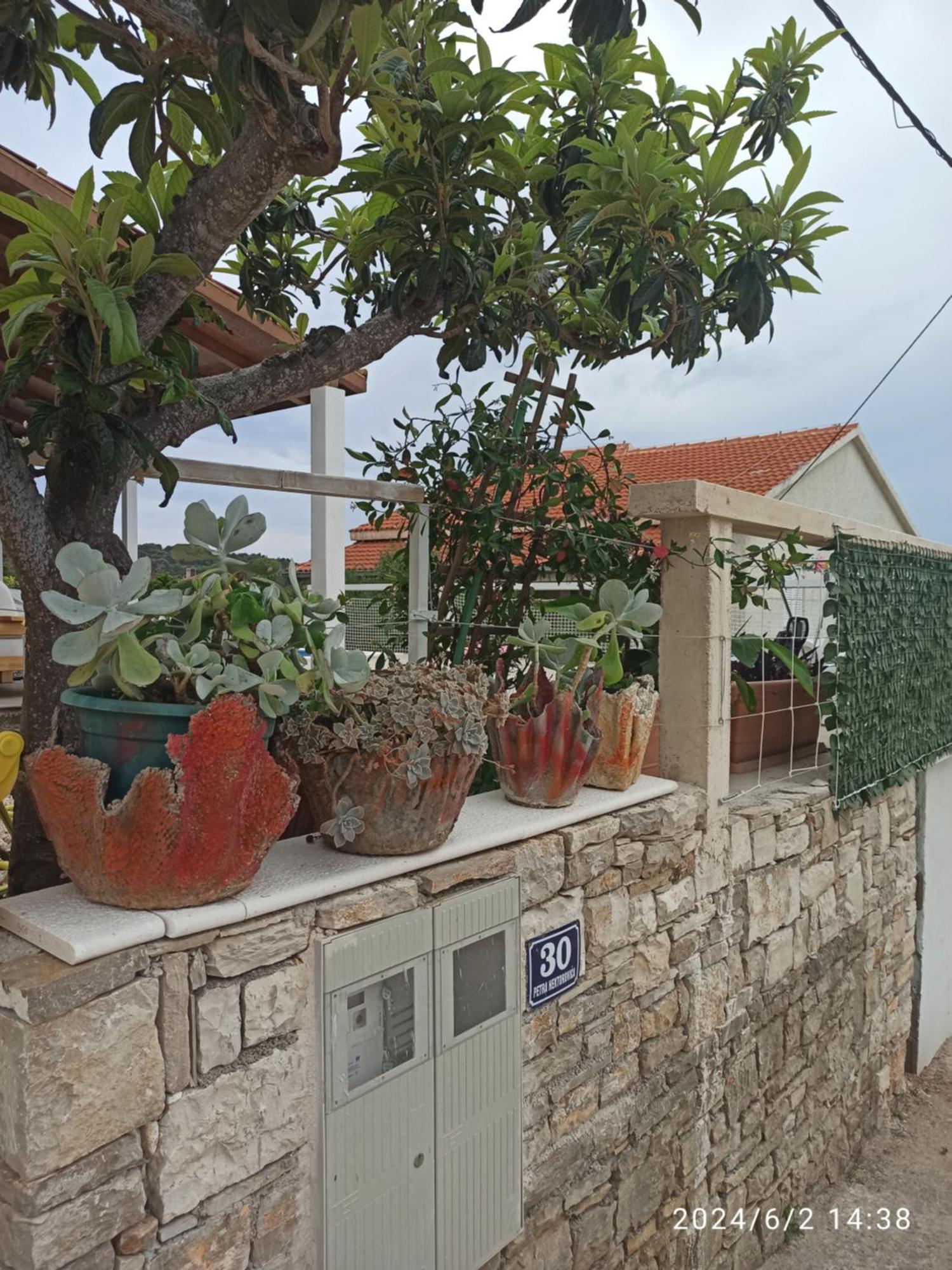 Apartments Solta Necujam Luaran gambar