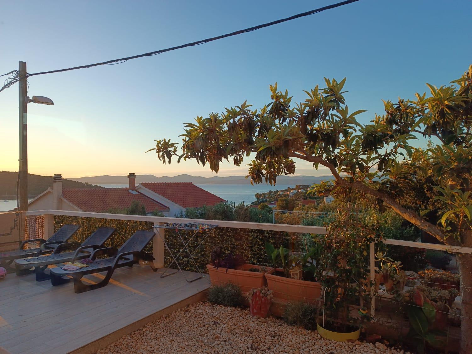 Apartments Solta Necujam Luaran gambar