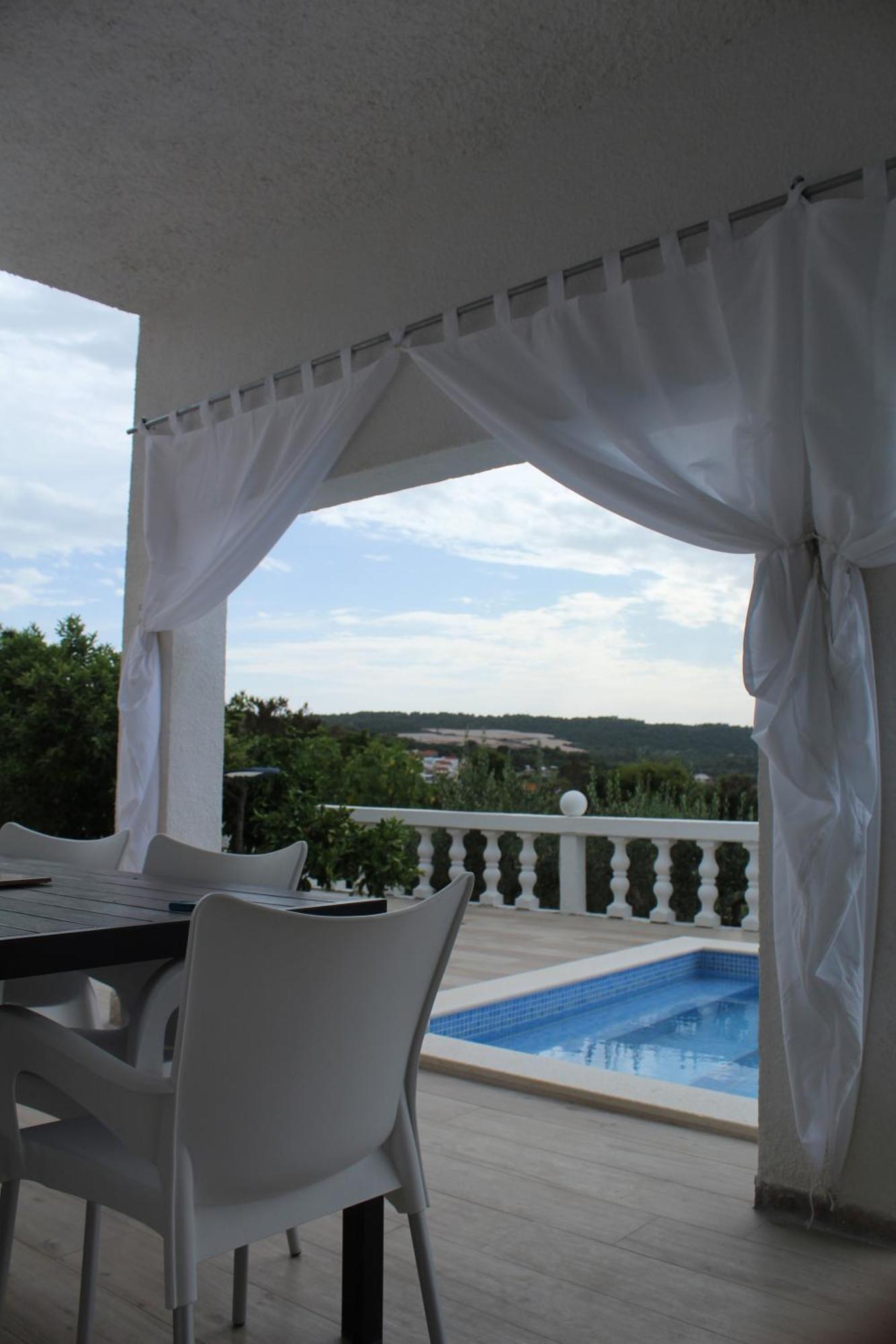 Apartments Solta Necujam Luaran gambar